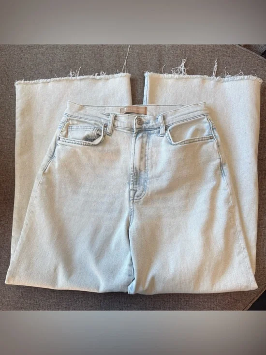 7 For All Mankind Luxe Vintage Ultra High Waist Cropped Jo Jeans Size 27 - Picture 4 of 8